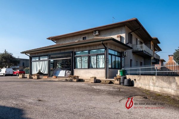 ufficio in vendita ad Isola della Scala