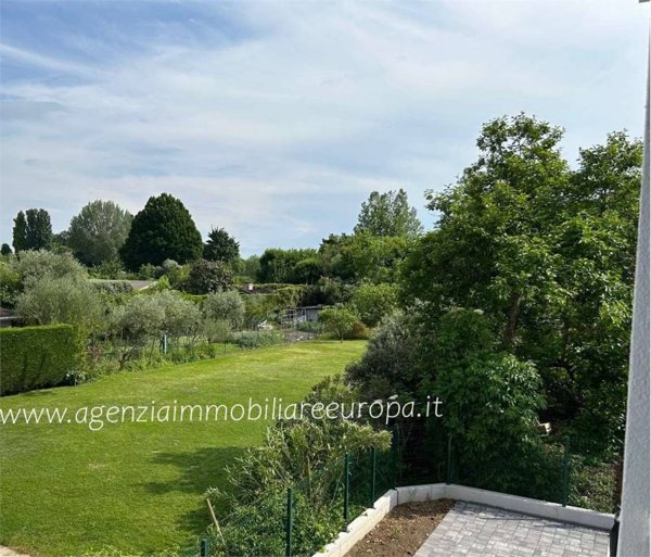 appartamento in vendita ad Isola della Scala in zona Pellegrina