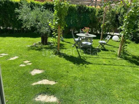 casa indipendente in vendita ad Isola della Scala in zona Pellegrina