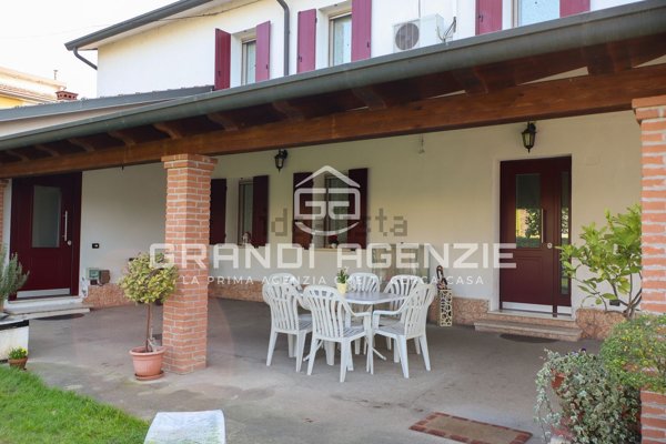 casa indipendente in vendita ad Isola della Scala