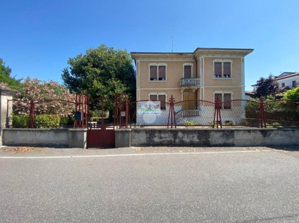 casa indipendente in vendita ad Isola della Scala