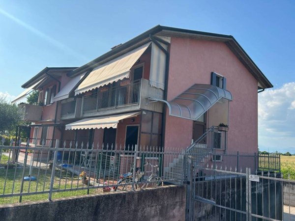 appartamento in vendita ad Isola della Scala