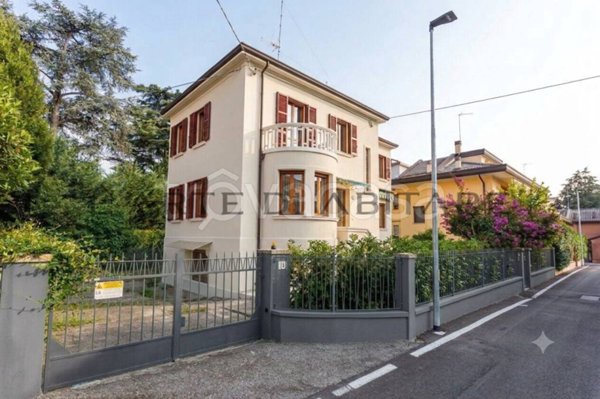 casa indipendente in vendita ad Isola della Scala in zona Pellegrina