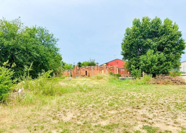 casa indipendente in vendita ad Isola della Scala in zona Caselle