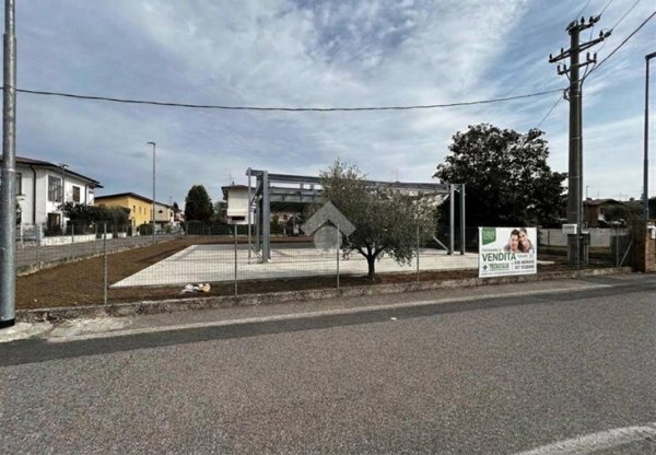 casa indipendente in vendita ad Isola della Scala