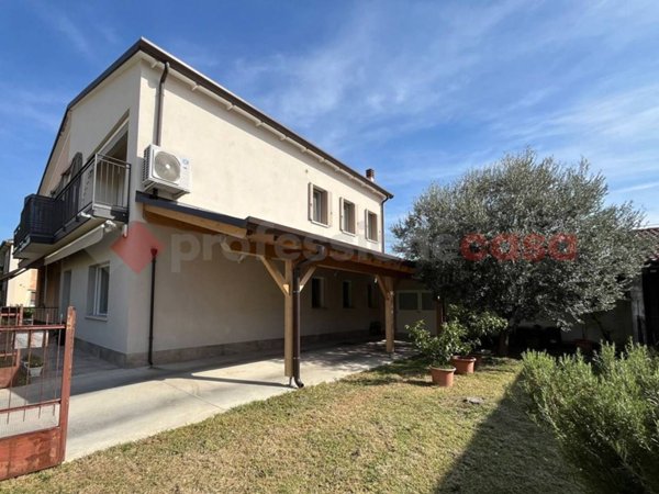 casa indipendente in vendita ad Isola della Scala