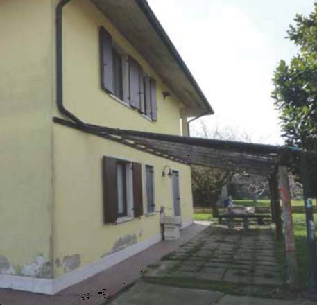 appartamento in vendita ad Isola Rizza