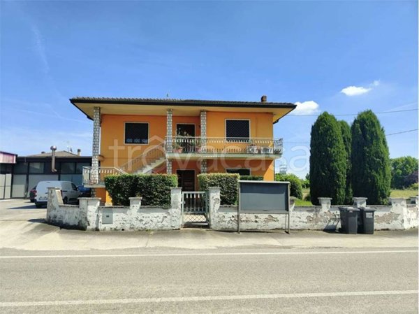 negozio in vendita ad Isola Rizza