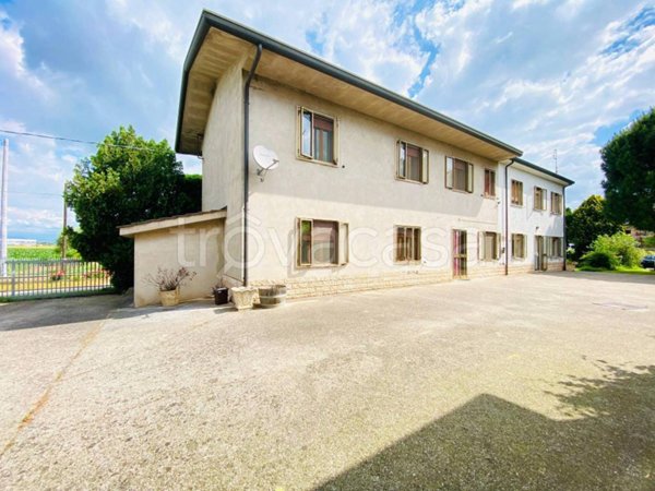 casa indipendente in vendita ad Isola Rizza