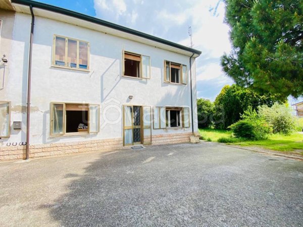 casa indipendente in vendita ad Isola Rizza