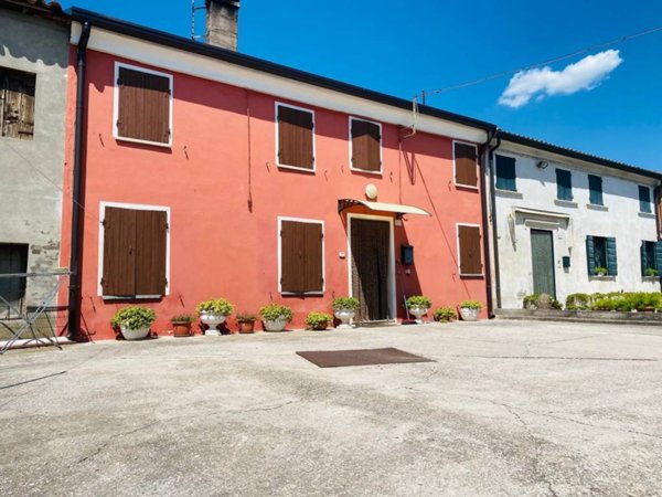 appartamento in vendita ad Isola Rizza