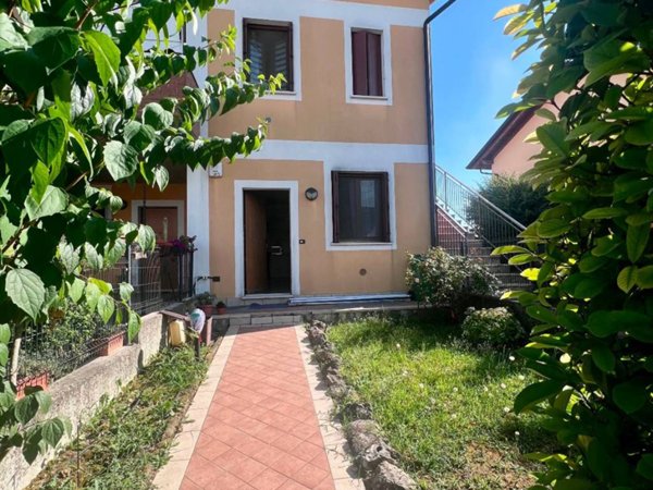 appartamento in vendita ad Isola Rizza