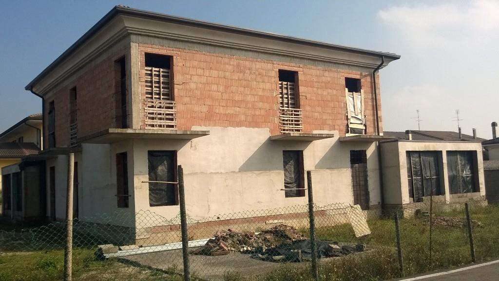 appartamento in vendita ad Isola Rizza