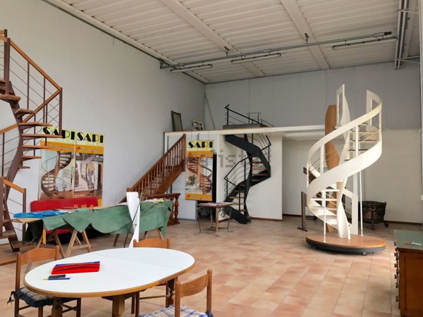 ufficio in vendita ad Isola Rizza