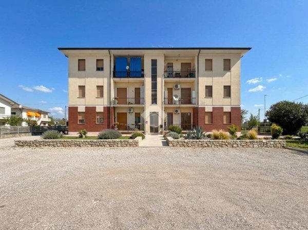 appartamento in vendita ad Isola Rizza