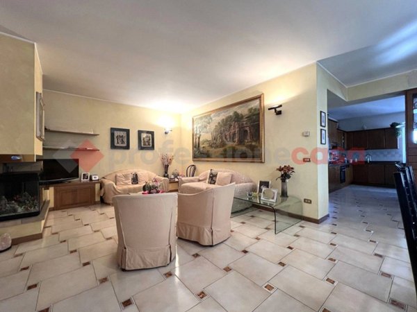 casa indipendente in vendita ad Isola Rizza