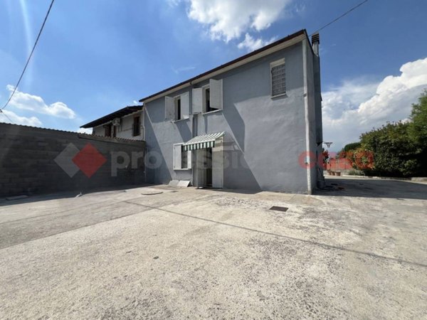 casa indipendente in vendita ad Isola Rizza