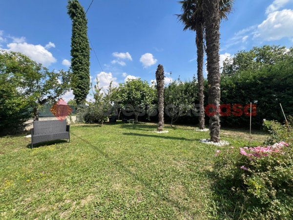 casa indipendente in vendita ad Isola Rizza