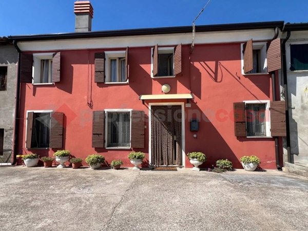 appartamento in vendita ad Isola Rizza