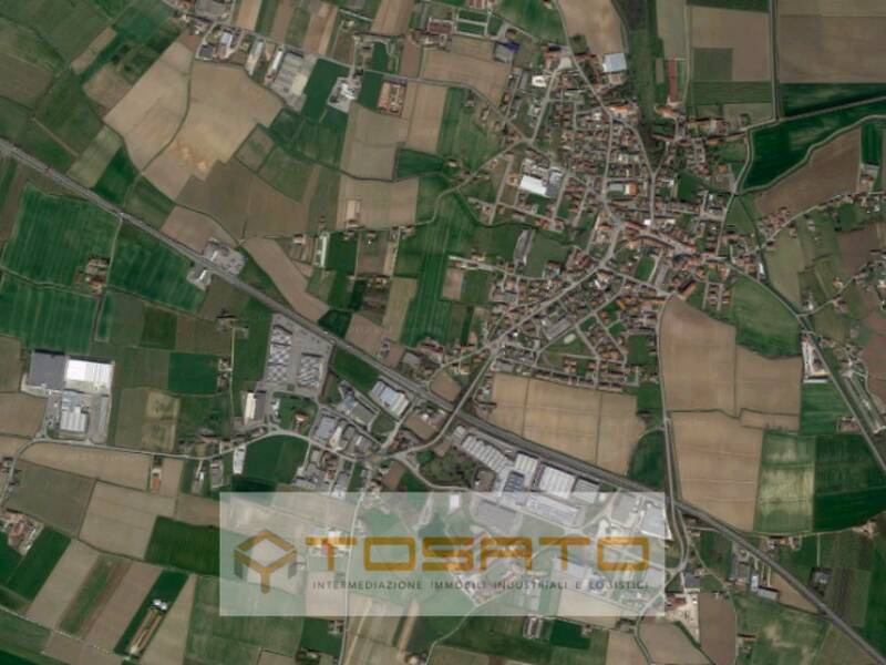 terreno edificabile in vendita ad Isola Rizza