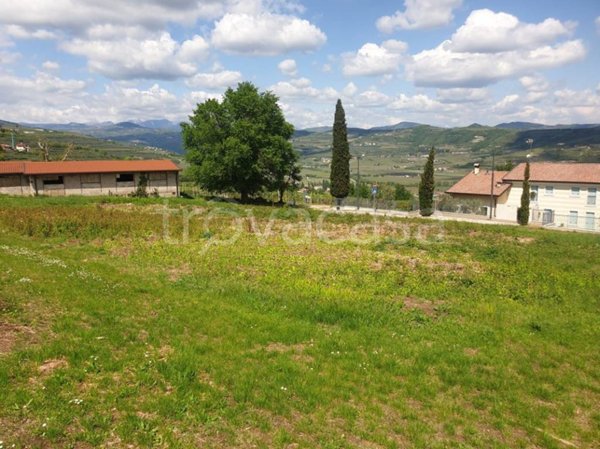 bifamiliare in vendita a Lavagno in zona San Briccio