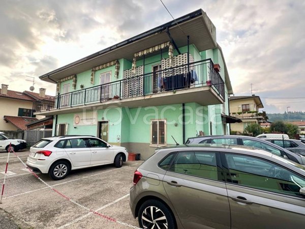 casa indipendente in vendita a Lavagno in zona San Pietro