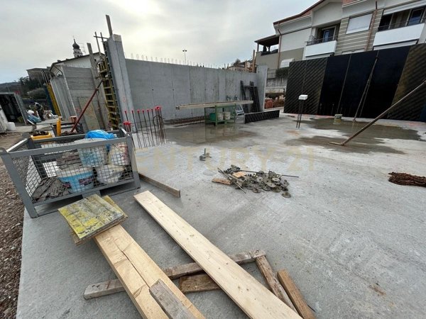 appartamento in vendita a Lavagno in zona San Pietro