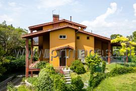 casa indipendente in vendita a Lavagno