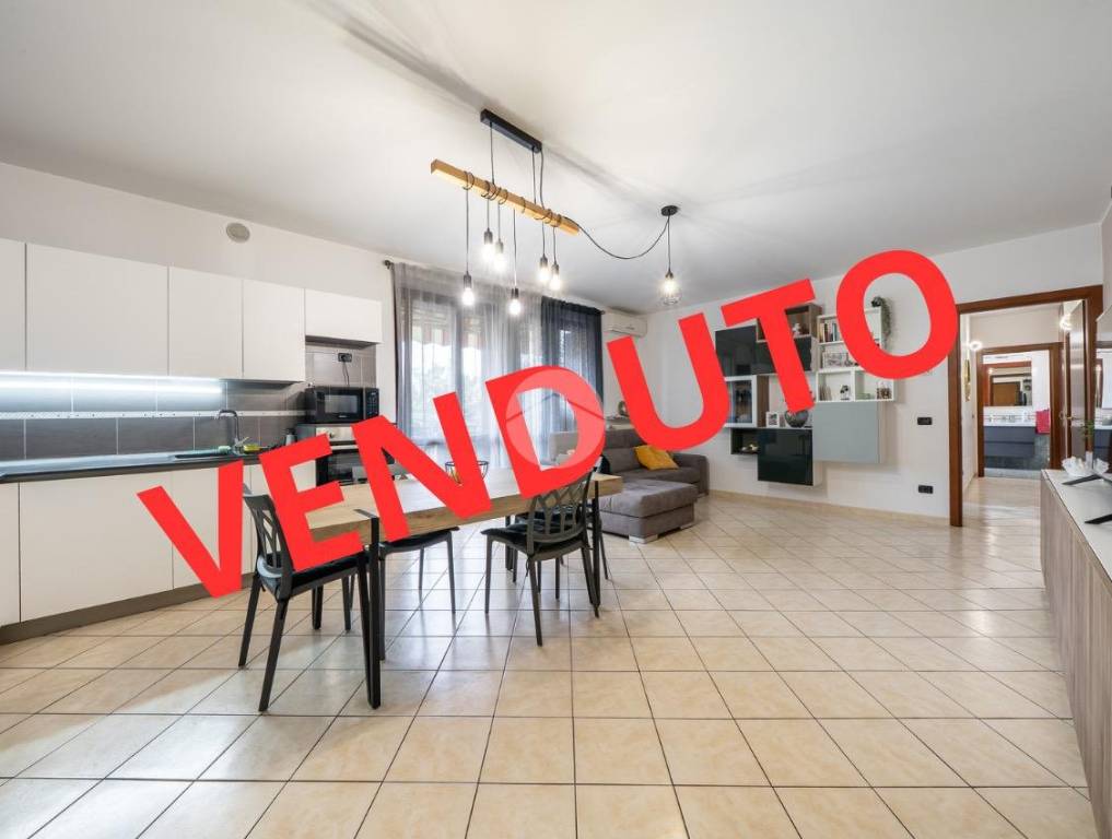 appartamento in vendita a Lavagno in zona Vago