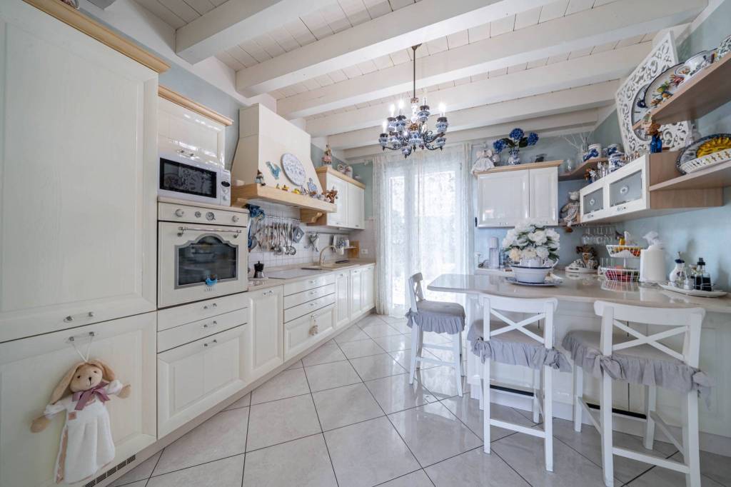 casa indipendente in vendita a Lavagno in zona San Briccio