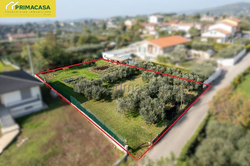 terreno edificabile in vendita a Lavagno