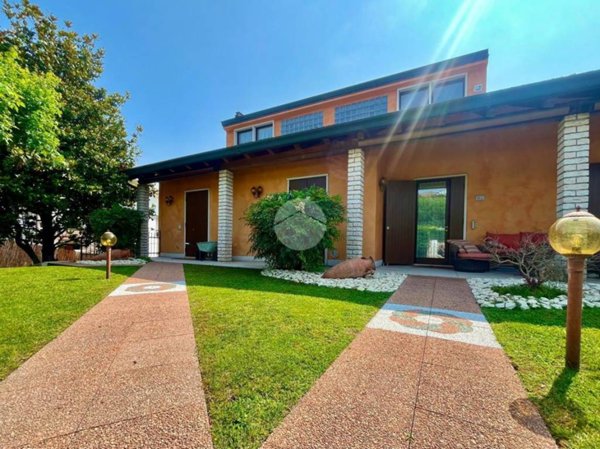casa indipendente in vendita a Lavagno