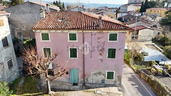 pentavano in vendita a Lavagno in zona San Briccio