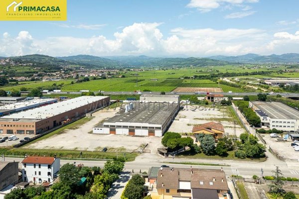 terreno edificabile in vendita a Lavagno in zona Vago