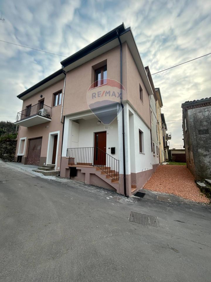 appartamento in vendita a Lavagno in zona San Briccio
