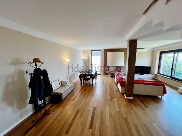 casa indipendente in vendita a Lavagno