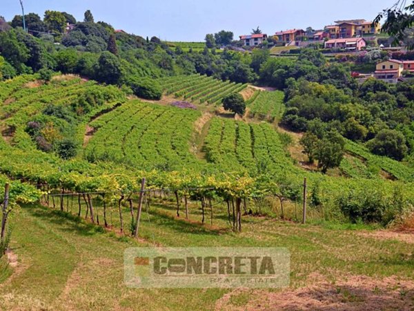 appartamento in vendita a Lavagno in zona Vago