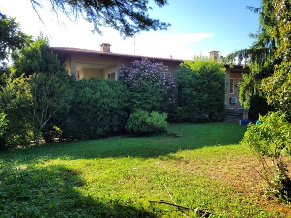 casa indipendente in vendita a Lavagno