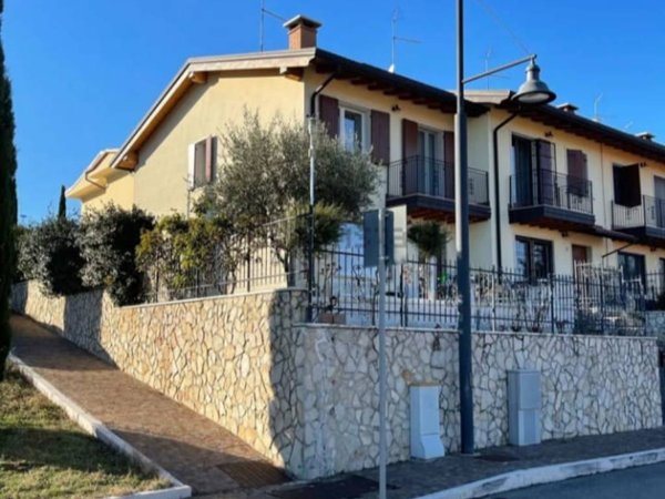 casa indipendente in vendita a Lavagno in zona San Briccio