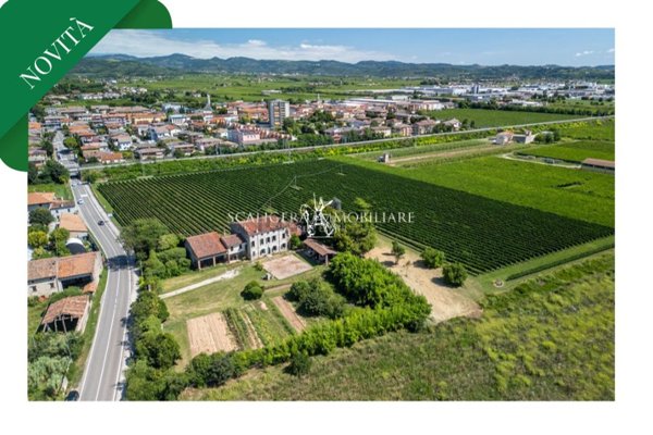 casa indipendente in vendita a Lavagno