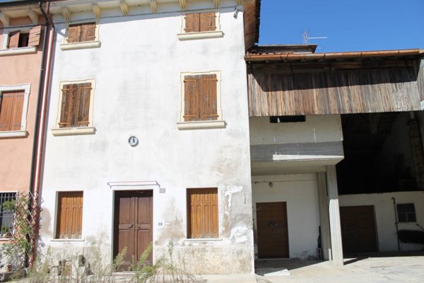 appartamento in vendita a Lavagno