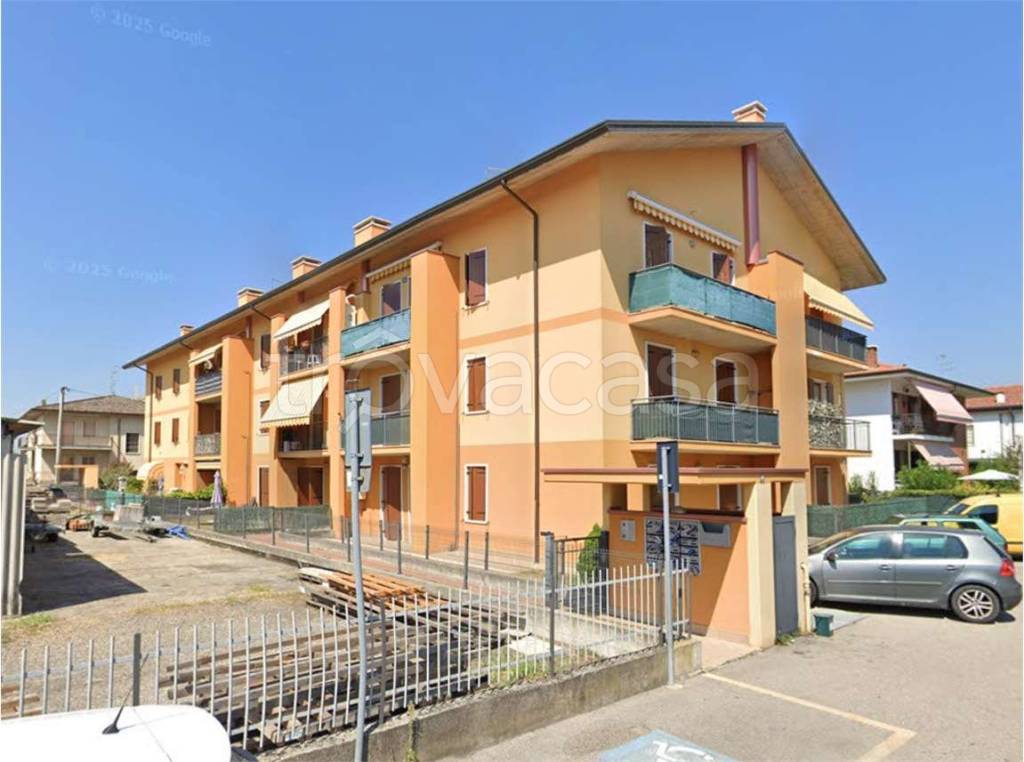 appartamento in vendita a Lavagno in zona Vago