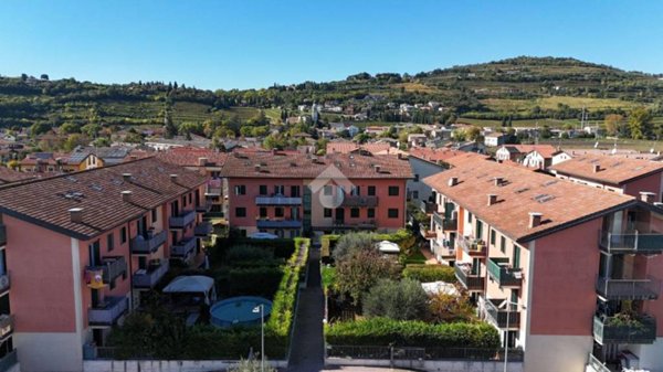 appartamento in vendita a Lavagno in zona San Pietro