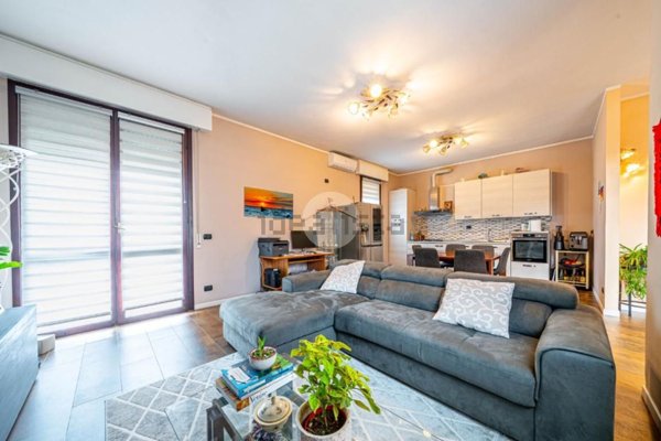 casa indipendente in vendita a Lavagno