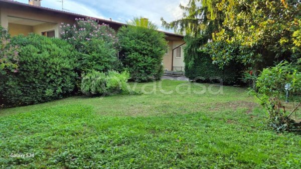 casa indipendente in vendita a Lavagno