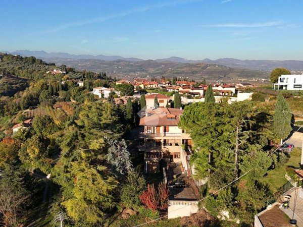 casa indipendente in vendita a Lavagno in zona San Pietro