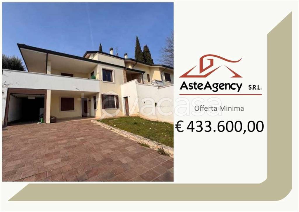 casa indipendente in vendita a Lavagno