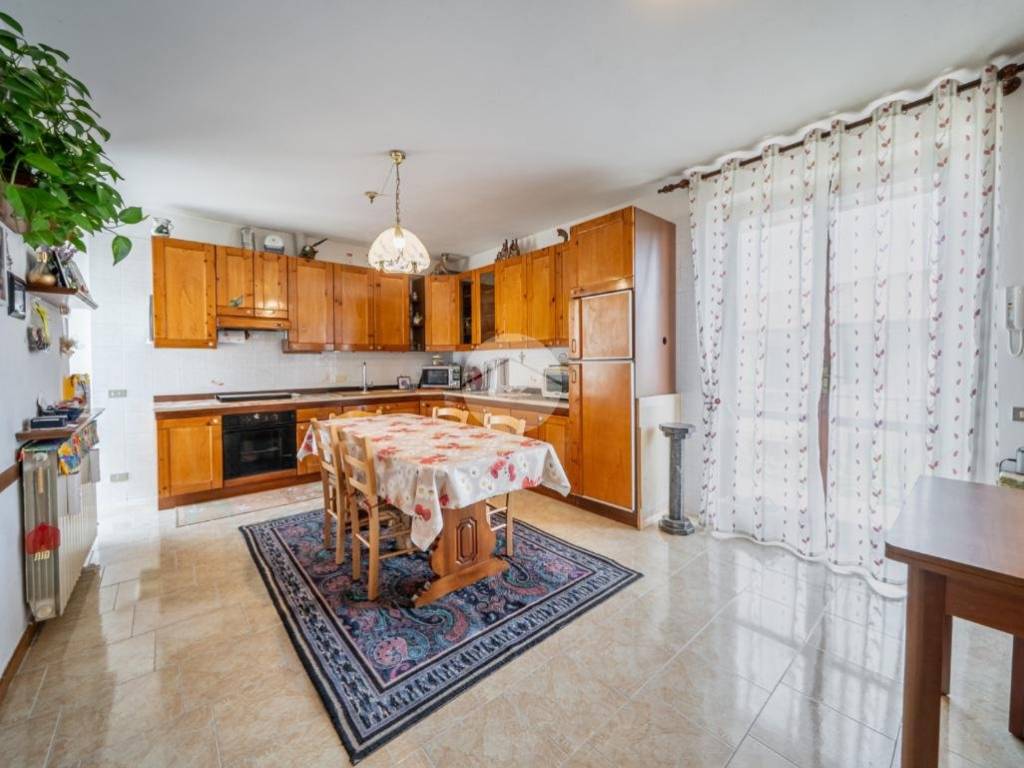 appartamento in vendita a Lavagno