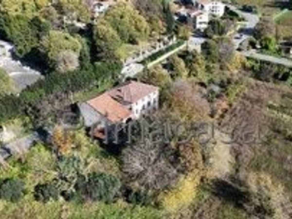 casale in vendita a Lavagno in zona Vago