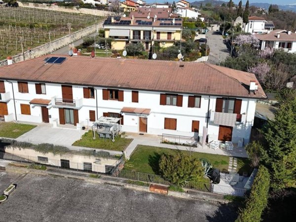 appartamento in vendita a Lavagno